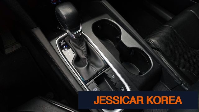 2019 Hyundai Santa Fe TM - Thumbnail 16