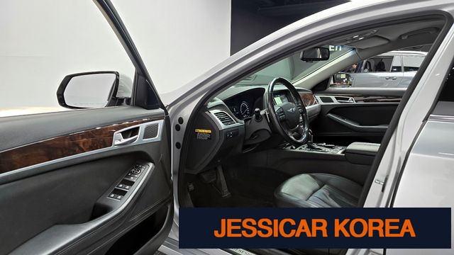 2014 Hyundai Genesis DH - Thumbnail 14