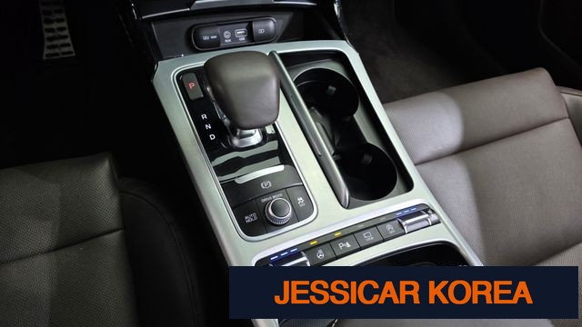 2018 Kia Stinger - Thumbnail 8