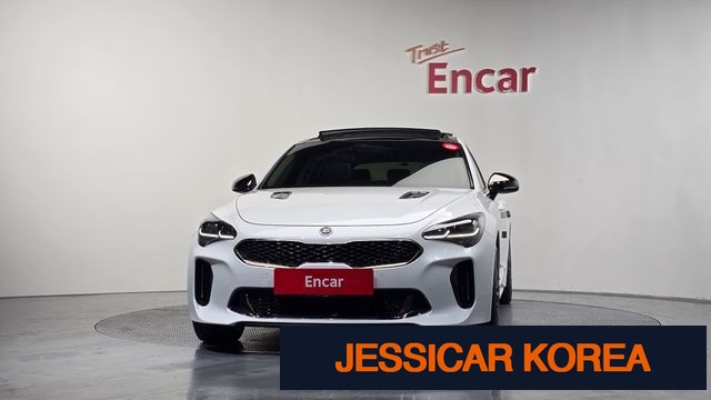 2018 Kia Stinger - Thumbnail 16