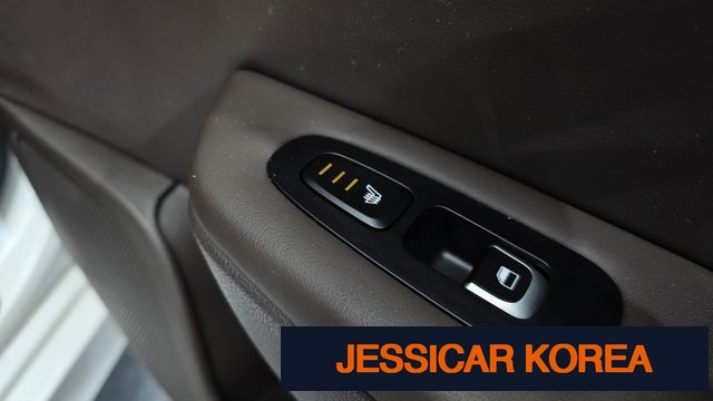 2018 Kia Stinger - Thumbnail 17