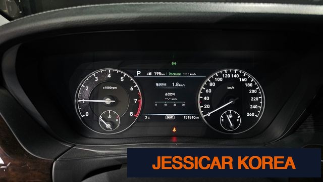 2018 Genesis EQ900 - Thumbnail 6