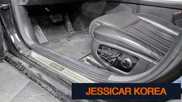 2018 Genesis EQ900 - Thumbnail 10