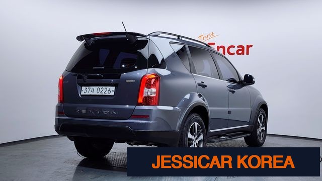2017 KG Mobility Rexton W - Thumbnail 11