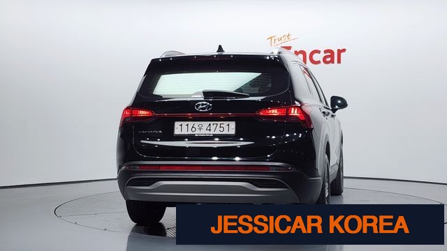 2021 Hyundai The New Santa Fe - Thumbnail 2