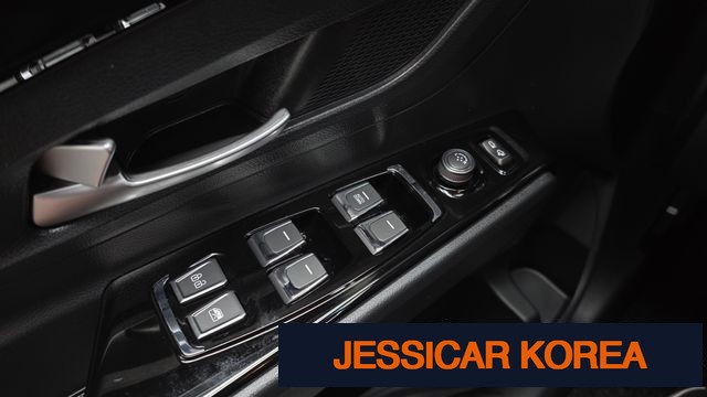 2025 KG Mobility Beautiful Korando - Thumbnail 12