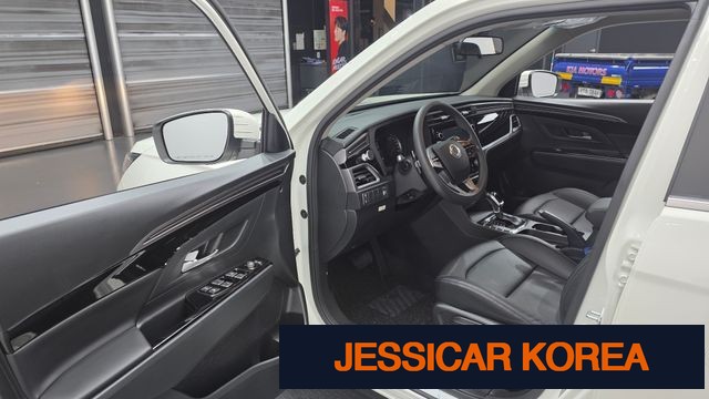 2025 KG Mobility Beautiful Korando - Thumbnail 13