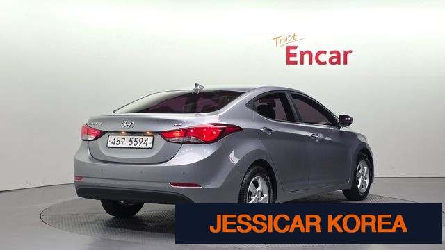 2015 Hyundai The New Avante - Thumbnail 3
