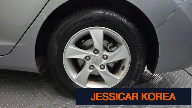 2015 Hyundai The New Avante - Thumbnail 5