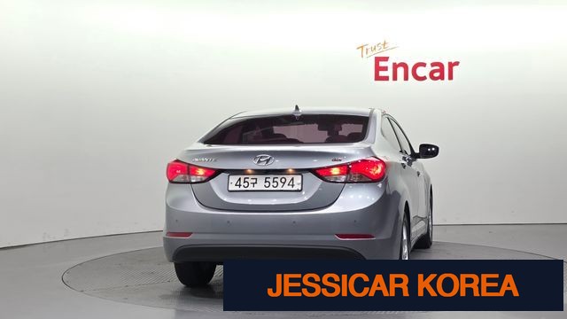 2015 Hyundai The New Avante - Thumbnail 16