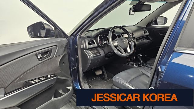 2018 KG Mobility tivoli armor - Thumbnail 3