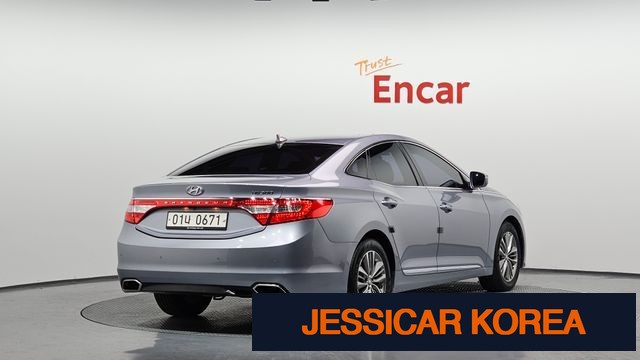 2016 Hyundai Grandeur HG - Thumbnail 16