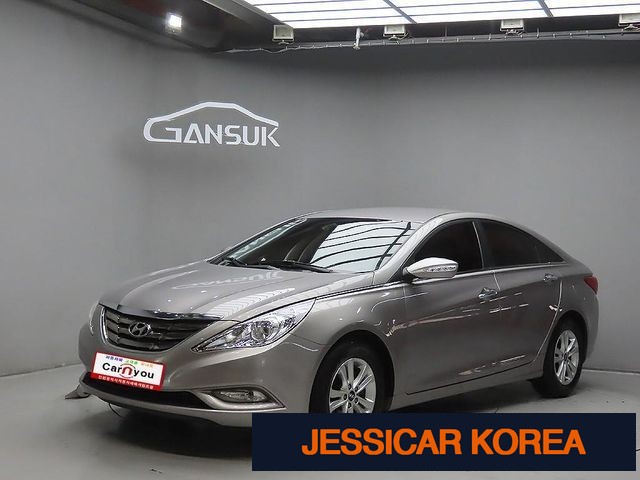 2010 Hyundai YF Sonata - Thumbnail 9