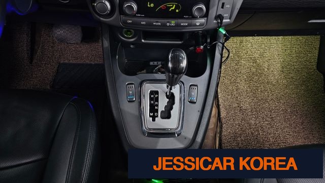 2018 KG Mobility Korando Turismo - Thumbnail 4