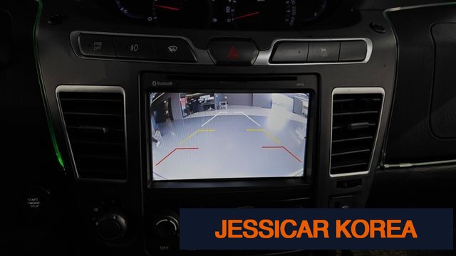2018 KG Mobility Korando Turismo - Thumbnail 7