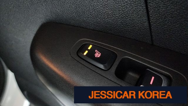 2019 Kia Sportage the bold - Thumbnail 2
