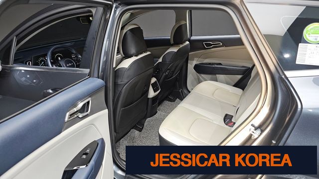 2023 Kia Sportage 5th generation hybrid - Thumbnail 5