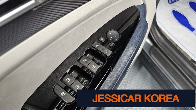 2023 Kia Sportage 5th generation hybrid - Thumbnail 6