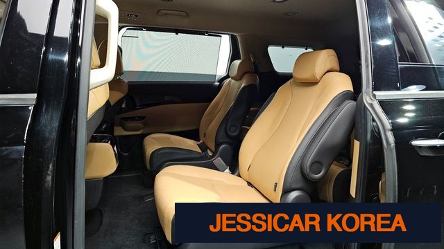 2021 Kia Carnival 4th Gen - Thumbnail 16