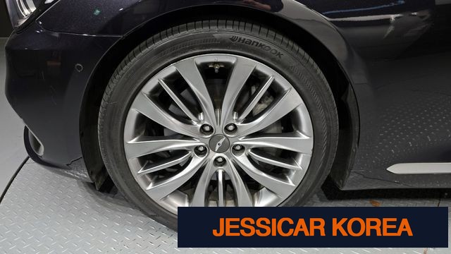 2016 Hyundai Genesis DH - Thumbnail 6