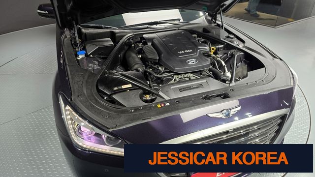 2016 Hyundai Genesis DH - Thumbnail 10