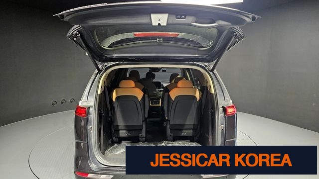 2021 Kia Carnival 4th Gen - Thumbnail 8