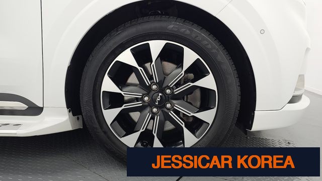 2023 Kia Carnival 4th Gen - Thumbnail 14