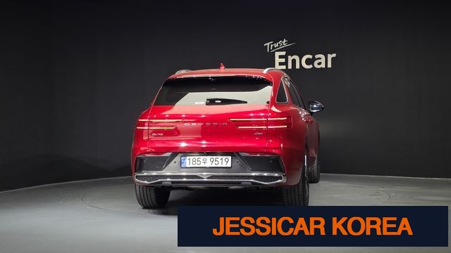 2025 Genesis GV70 - Thumbnail 10