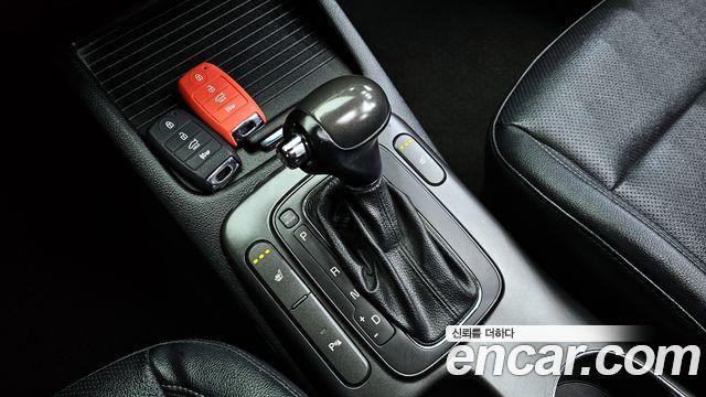 2015 Kia K3 - Thumbnail 20