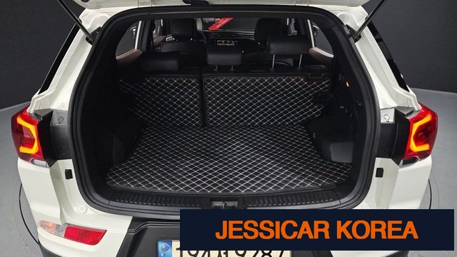 2022 KG Mobility Beautiful Korando - Thumbnail 3