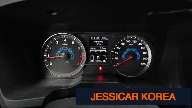 2022 KG Mobility Beautiful Korando - Thumbnail 9