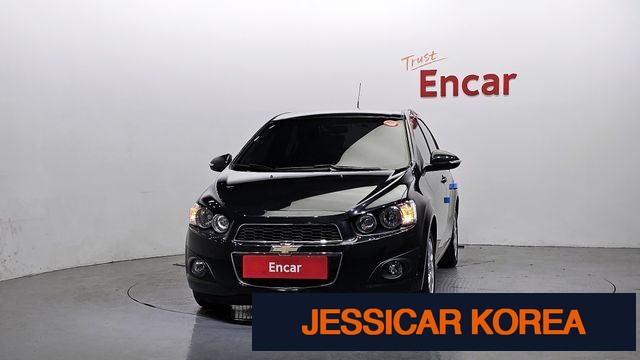 2014 Chevrolet Aveo sedan - Thumbnail 2