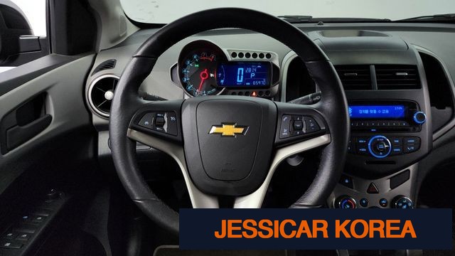 2014 Chevrolet Aveo sedan - Thumbnail 8