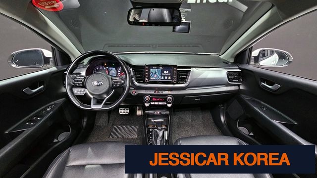 2018 Kia stonic - Thumbnail 3