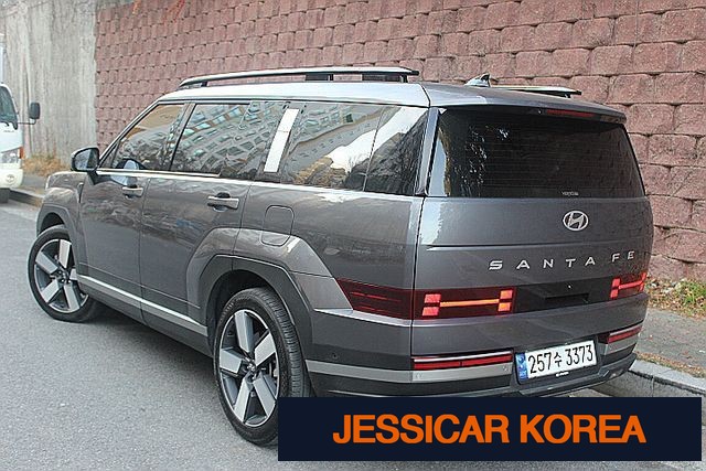 2025 Hyundai Santa Fe (MX5) - Thumbnail 4