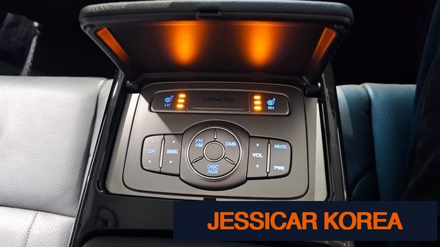 2012 Hyundai Genesis - Thumbnail 6