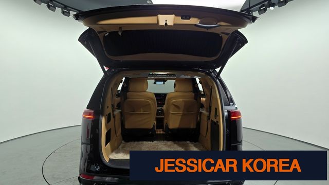 2023 Kia Carnival 4th Gen - Thumbnail 19