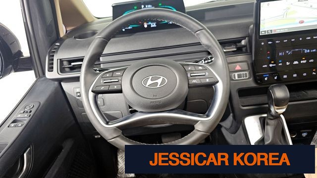 2025 Hyundai Staria - Thumbnail 17
