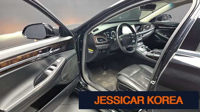 2021 Genesis G90 - Thumbnail 2