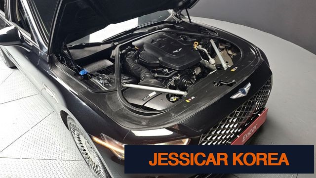 2021 Genesis G90 - Thumbnail 4