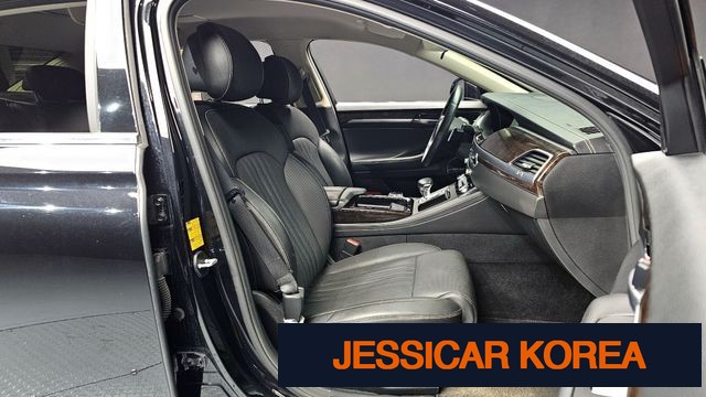 2021 Genesis G90 - Thumbnail 5