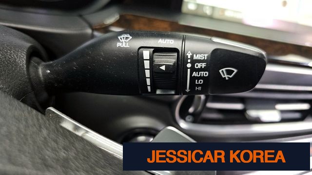 2021 Genesis G90 - Thumbnail 12