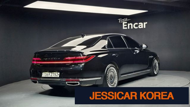 2021 Genesis G90 - Thumbnail 14