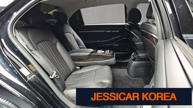 2021 Genesis G90 - Thumbnail 16