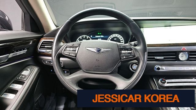 2021 Genesis G90 - Thumbnail 17