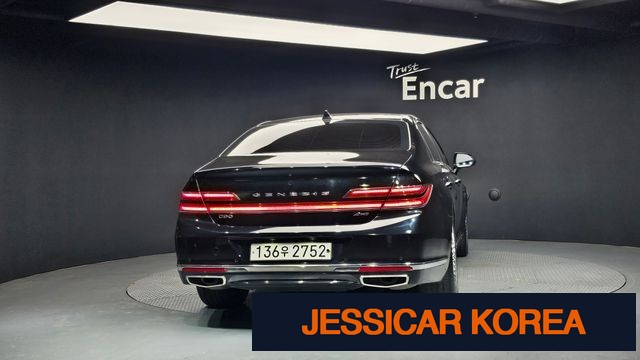 2021 Genesis G90 - Thumbnail 19