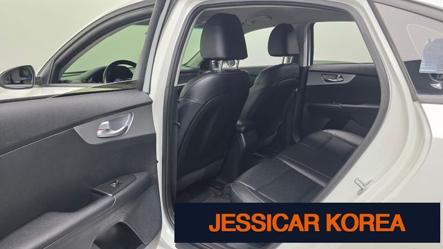 2022 Kia The New K3 2nd Generation - Thumbnail 9