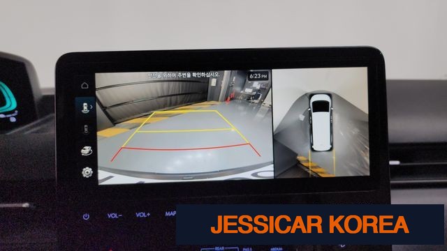 2025 Hyundai Staria - Thumbnail 17