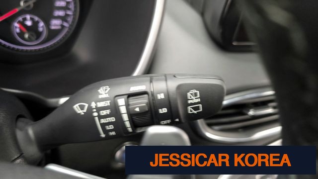 2023 Hyundai The New Santa Fe - Thumbnail 8