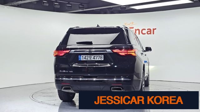 2023 Chevrolet Traverse - Thumbnail 7
